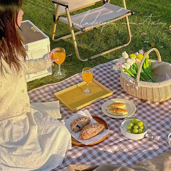 Outdoor Escape Blanket - Waterproof & Sandproof Picnic Mat For Beach, Campus & Camping